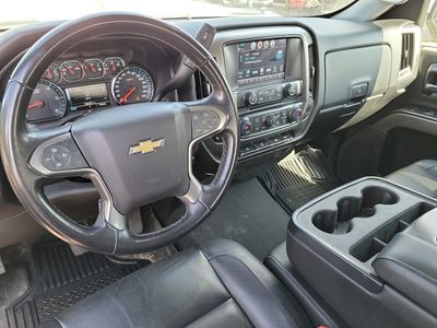 2018 Chevrolet Silverado 1500 - Photo 2