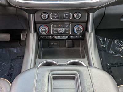 2023 Chevrolet Suburban - Photo 29