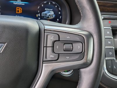 2023 Chevrolet Suburban - Photo 34