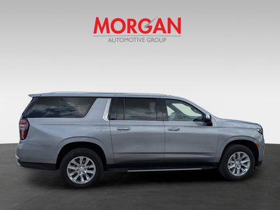 2023 Chevrolet Suburban - Photo 3