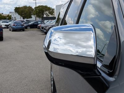 2023 Chevrolet Suburban - Photo 20