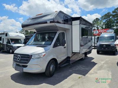 2020 Winnebago Vita - Photo 4