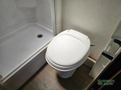 2020 Winnebago Vita - Photo 42