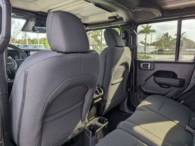 2026 Jeep Wrangler — photo 9 view