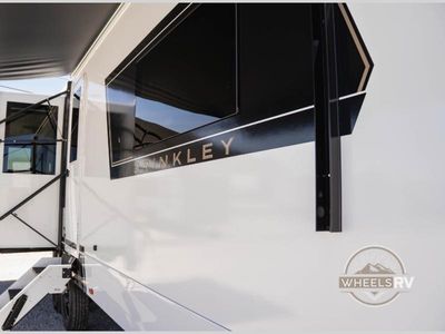 2026 Brinkley Model Z Air - Photo 12
