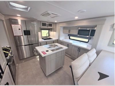 2026 Grand Design Solitude - Photo 10