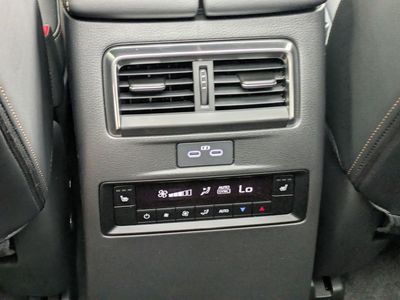 2026 Mazda CX-70 - Photo 13