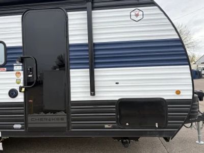 2025 Forest River Cherokee Grey Wolf - Photo 17