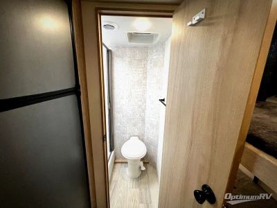2024 Winnebago Micro Minnie — photo 19 view