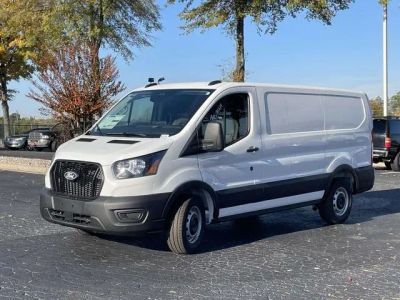 2026 Ford Transit-150 - Photo 24