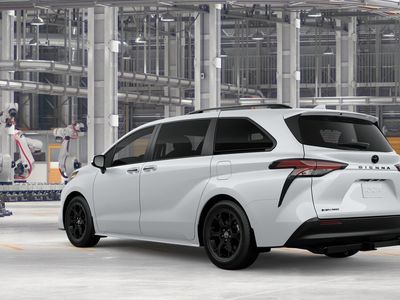 2026 Toyota Sienna - Photo 6