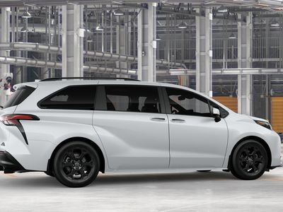 2026 Toyota Sienna - Photo 11