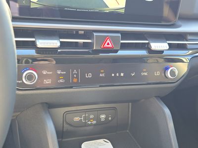 2026 Kia Sportage — photo 26 view