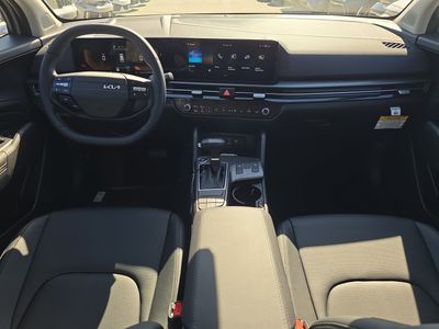 2026 Kia Sportage — photo 13 view