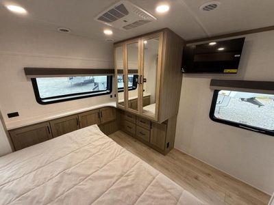 2026 Forest River RV Rockwood Signature - Photo 32