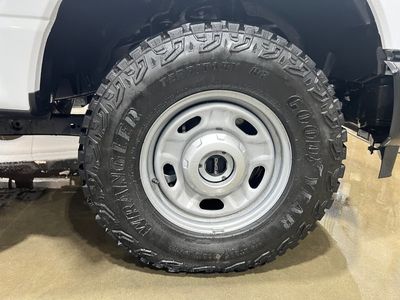 2026 Ford Super Duty F-350 SRW - Photo 9