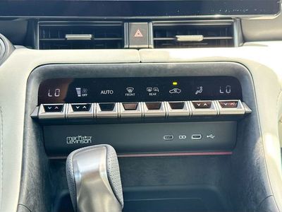 2026 Lexus IS - Photo 33