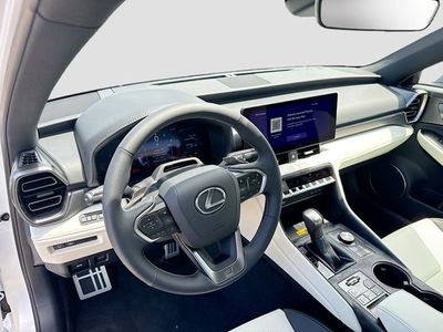 2026 Lexus IS - Photo 24