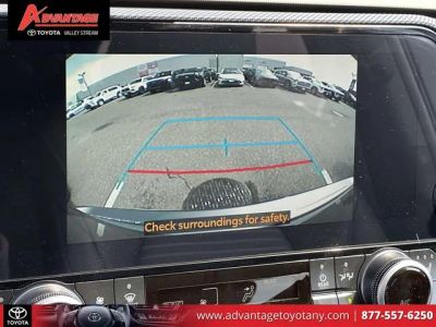 2026 Toyota Highlander — photo 34 view