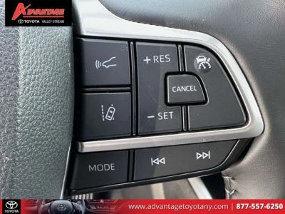 2026 Toyota Highlander — photo 27 view
