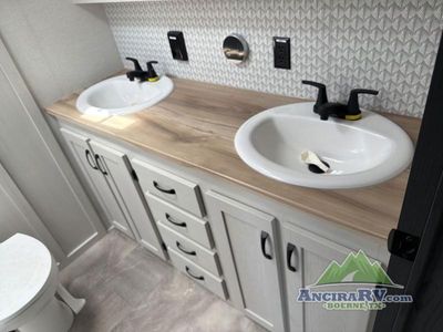 2026 Coachmen RV Brookstone - Photo 26