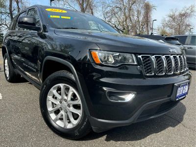 2021 Jeep Grand Cherokee — side profile view