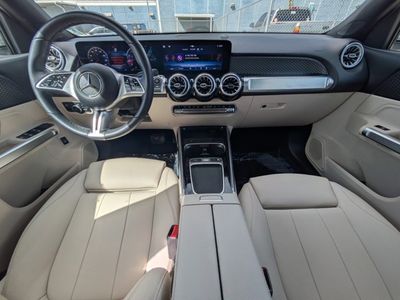 2025 Mercedes-Benz GLB - Photo 12
