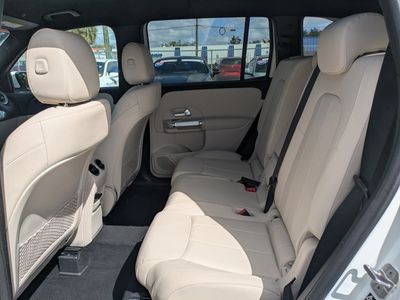 2025 Mercedes-Benz GLB - Photo 11