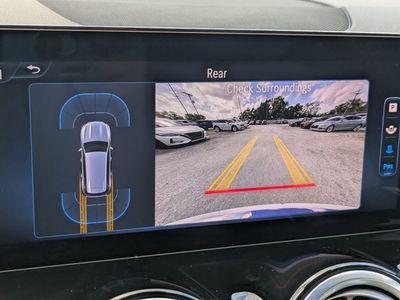 2025 Mercedes-Benz GLB - Photo 17