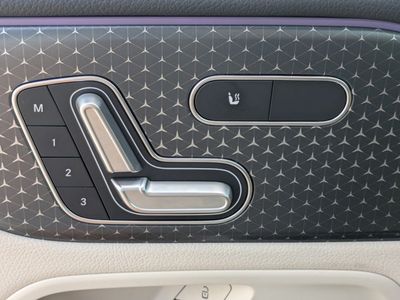 2025 Mercedes-Benz GLB - Photo 16