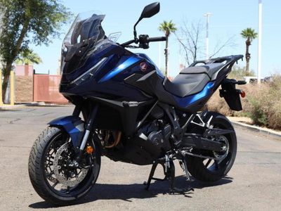 2025 Honda NT1100 DCT - Photo 2