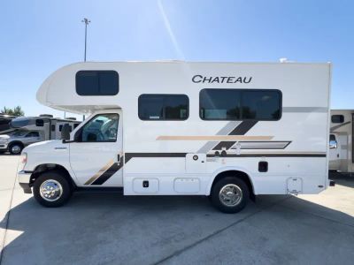 2027 Thor Motor Coach CHATEAU - Photo 16