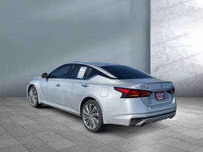 2023 Nissan Altima - Photo 4