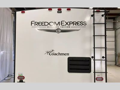 2023 Coachmen RV Freedom Express — photo 24 view