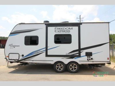 2023 Coachmen RV Freedom Express — photo 7 view