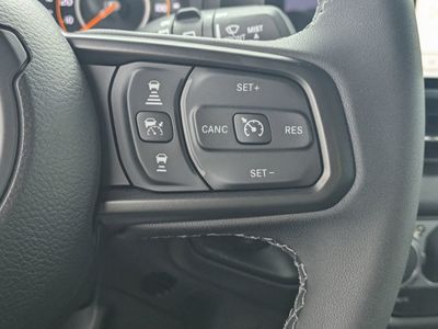 2026 Jeep Wrangler - Photo 24
