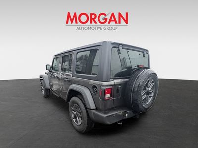 2026 Jeep Wrangler - Photo 4