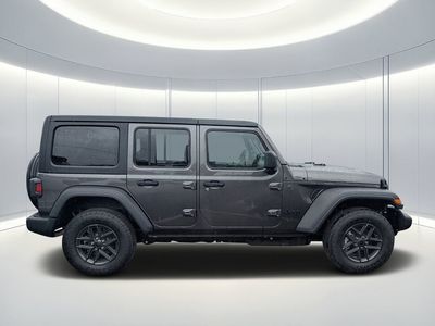 2026 Jeep Wrangler - Photo 17