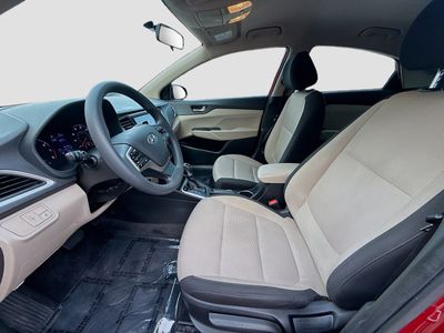 2022 Hyundai Accent - Photo 13