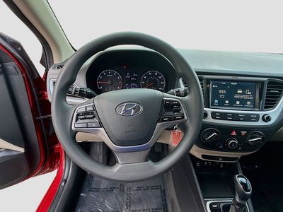 2022 Hyundai Accent - Photo 5