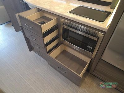 2023 Thor Tiburon Sprinter - Photo 37