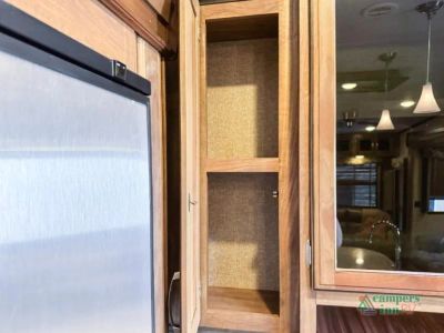 2016 Keystone RV Montana High Country — photo 22 view