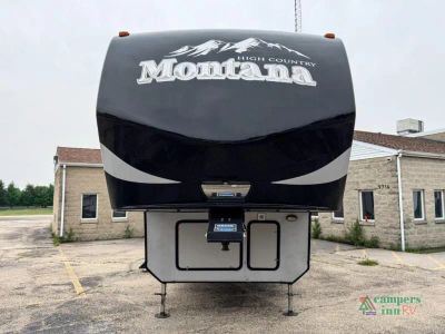 2016 Keystone RV Montana High Country — rear three-quarter view