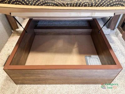 2016 Keystone RV Montana High Country — photo 43 view
