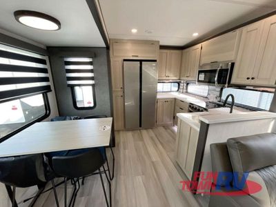 2025 Forest River RV Cardinal - Photo 10