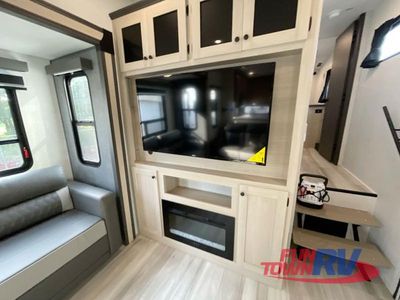 2025 Forest River RV Cardinal - Photo 23