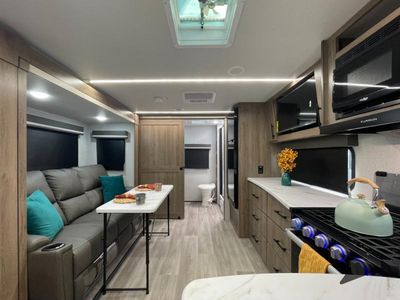2026 Grand Design Imagine XLS - Photo 11