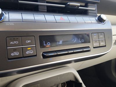 2025 Hyundai Kona — photo 17 view