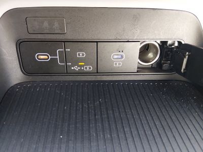 2025 Hyundai Kona — photo 19 view