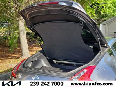2014 Nissan 370Z — photo 11 view